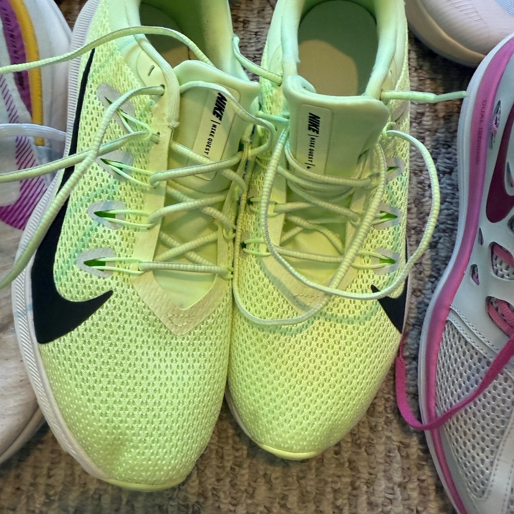 15 pairs of Nike Women's Assorted Athletic Shoes - Multi Color Mix - Picture 4 of 16